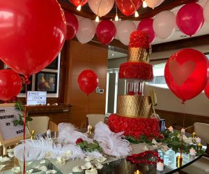 boats-rental-dubai-decoration7