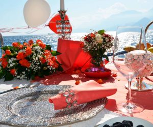 boats-rental-dubai-decoration7